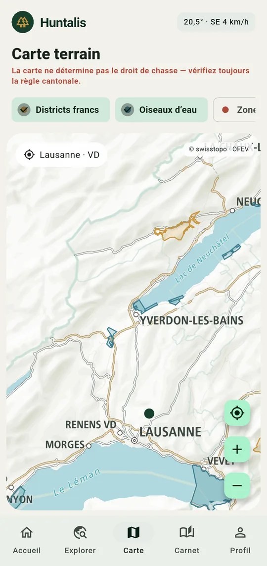 Écran Carte : couches fédérales OFEV superposées au fond swisstopo autour du Léman.